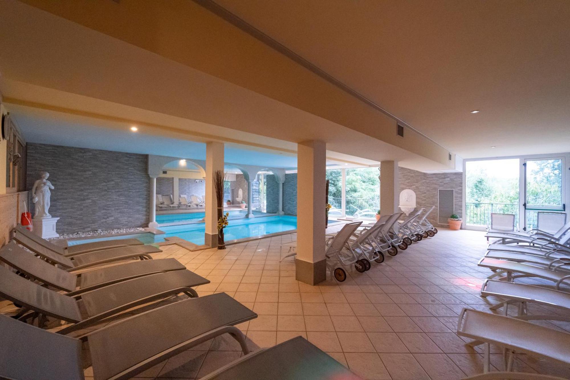Borgo Dei Poeti Romantik Hotel Manerba del Garda Exteriér fotografie