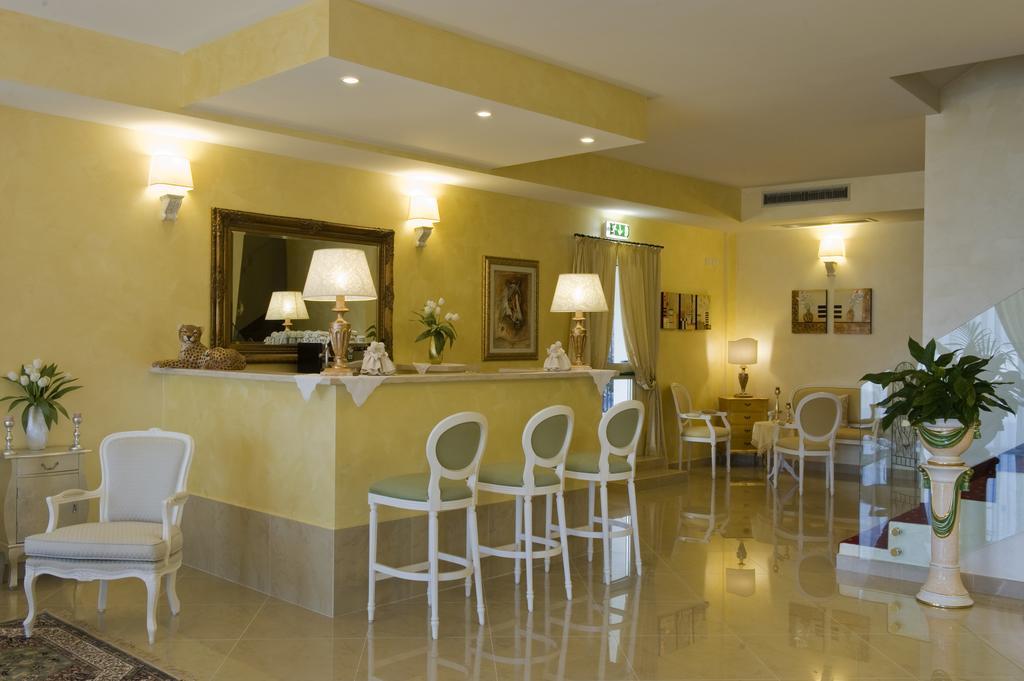 Borgo Dei Poeti Romantik Hotel Manerba del Garda Exteriér fotografie
