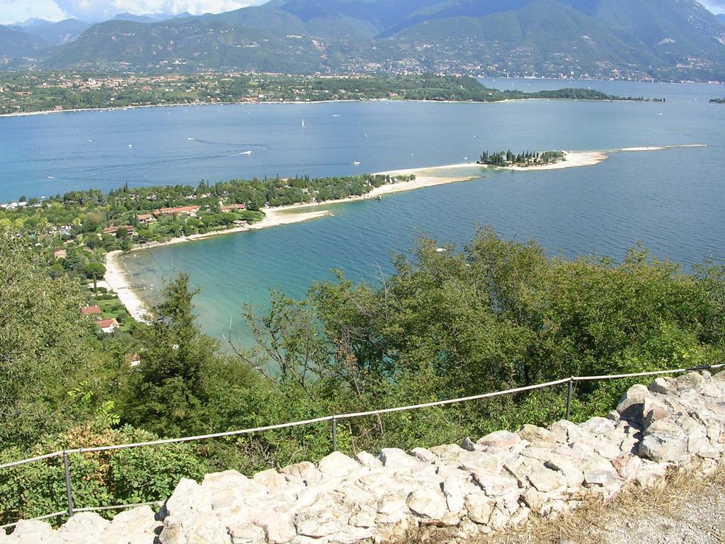 Borgo Dei Poeti Romantik Hotel Manerba del Garda Exteriér fotografie