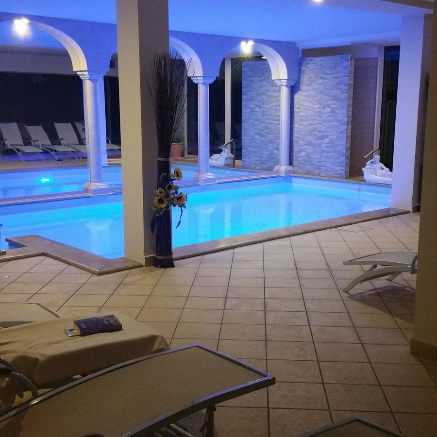 Borgo Dei Poeti Romantik Hotel Manerba del Garda Exteriér fotografie